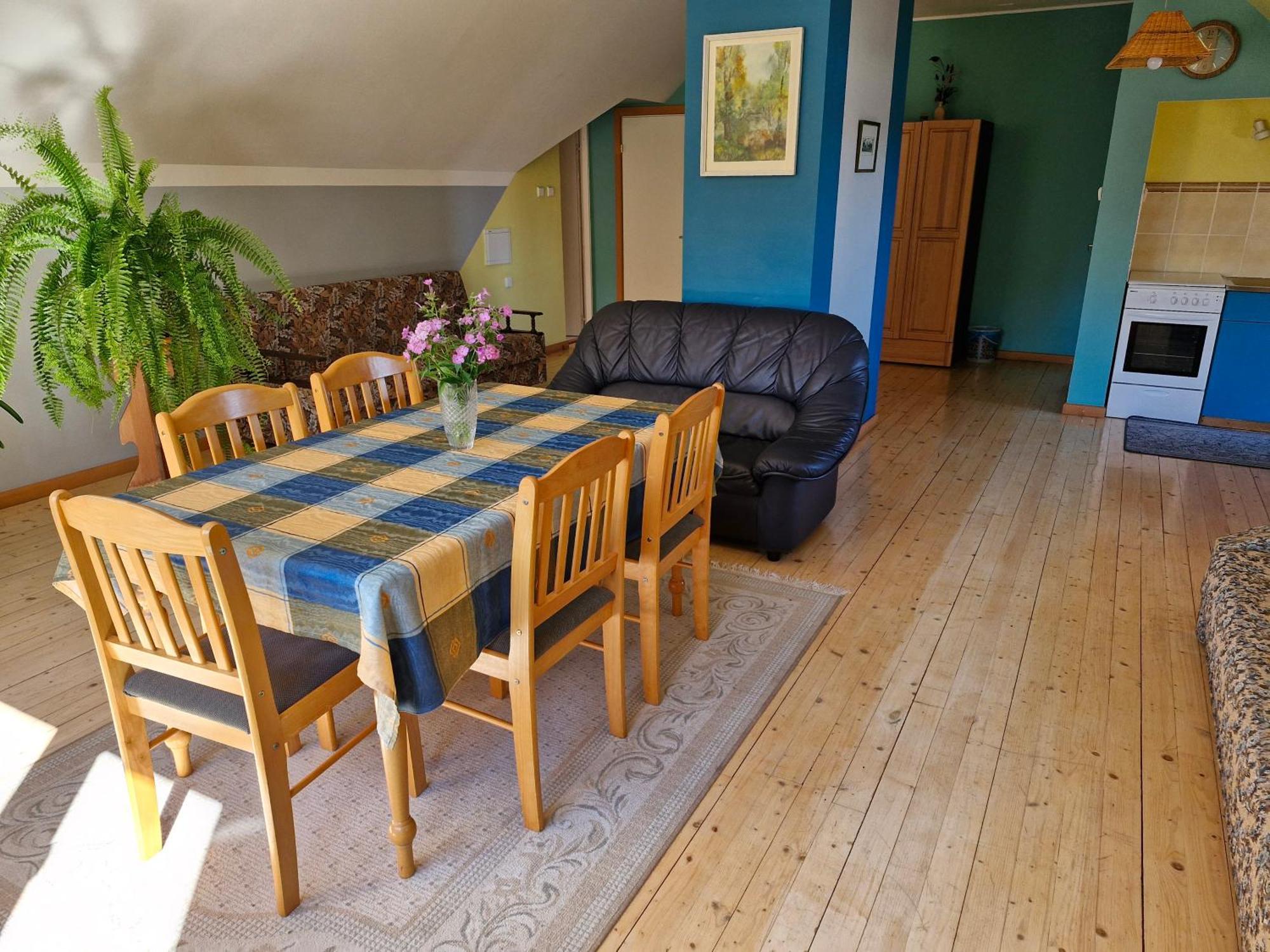 Piibelehe Guest Accommodation Kuressaare Exterior photo
