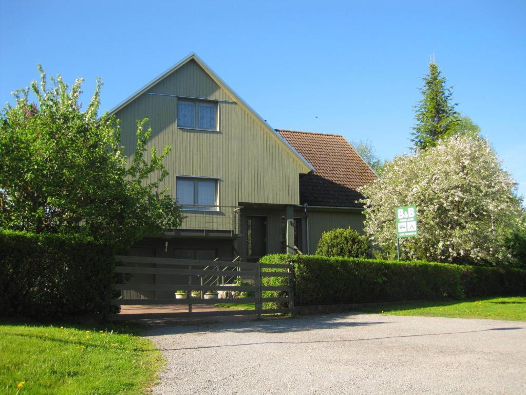 Piibelehe Guest Accommodation Kuressaare Exterior photo